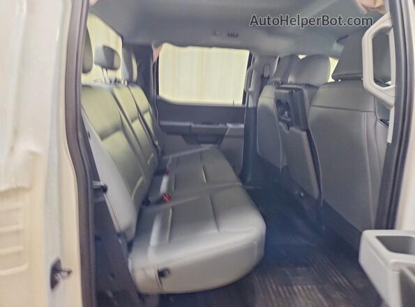 1FT7W2BA9TED50104 2026 FORD F250 White Вид задніх сидінь