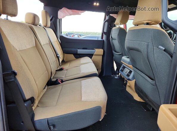 1FT7W2BN0REE26918 2024 FORD F250 Красный Вид задних сидений