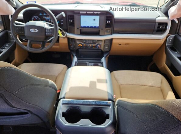 1FT7W2BN0REE26918 2024 FORD F250 Красный Вид панели приборов