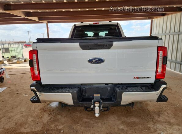 1FT7W2BNXREF08641 2024 FORD F250 White 