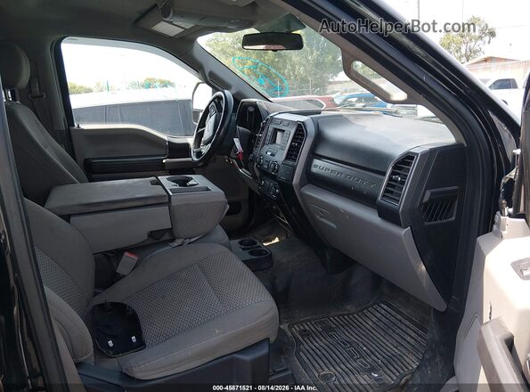 1FT7W2BT1KEF15613 2019 FORD F-250 Черный Вид салона спереди