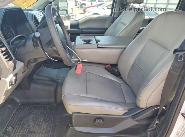 1FT7W2BT1LEE57293 2020 FORD F250 White Widok wnętrza z przodu