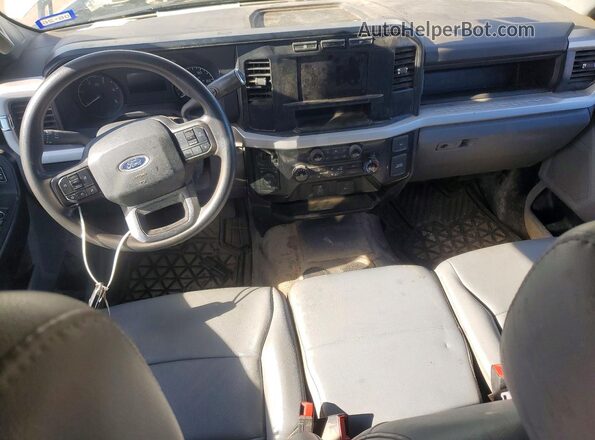 1FT7W2BT1REE02125 2024 FORD F250 White Առջևի վահանակի տեսք