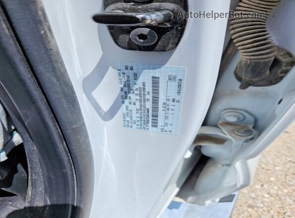 1FT7W2BT2SEC44495 2025 FORD F250 White Widok naklejki z numerem VIN