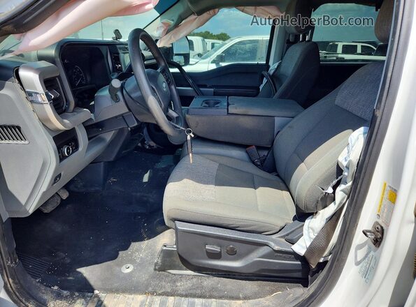 1FT7W2BT2SEC44495 2025 FORD F250 White Widok wnętrza z przodu