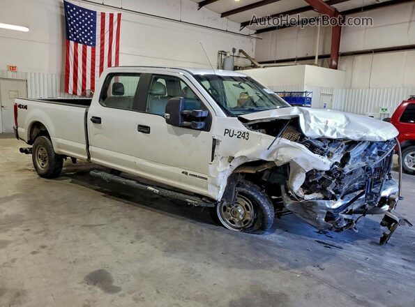 1FT7W2BT3JEB47322 2018 FORD F250 White Առջևի աջ