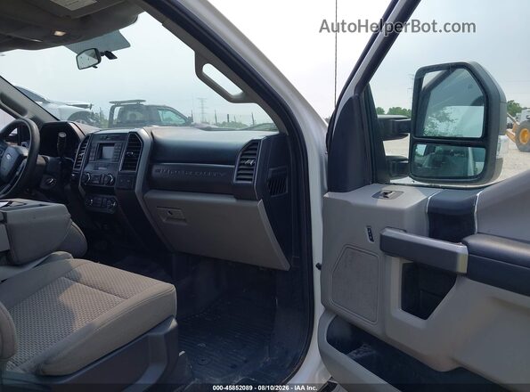 1FT7W2BT3KED74866 2019 FORD F-250 White Front interior view