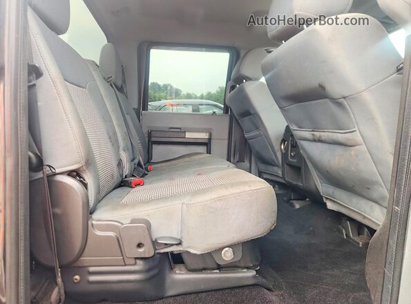 1FT7W2BT4GEC35773 2016 FORD F250 Gray Rear seats view