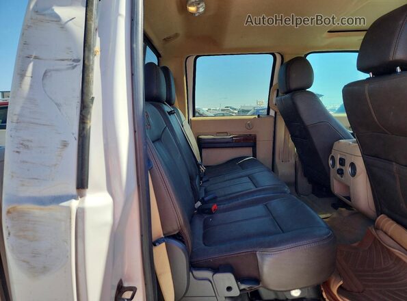 1FT7W2BT5GEA11315 2016 FORD F250 White Vista de los asientos traseros