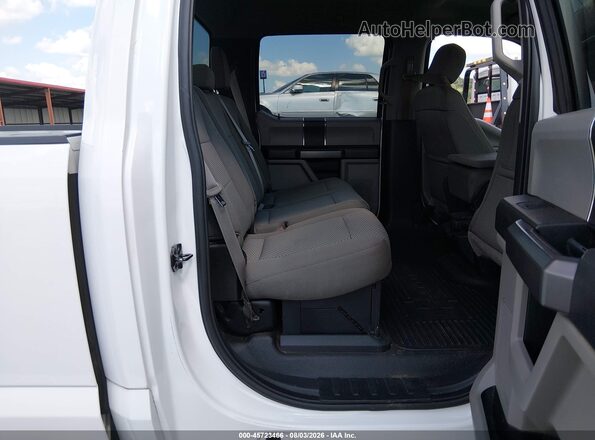 1FT7W2BT5JEB38301 2018 FORD F-250 White VIN կոդի պիտակի տեսք