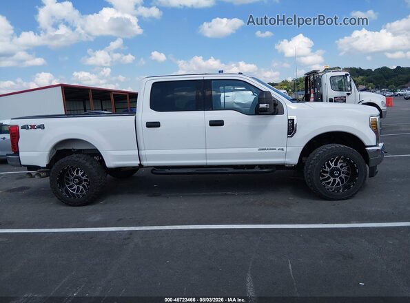 1FT7W2BT5JEB38301 2018 FORD F-250 White Սալոնի հետևի տեսք