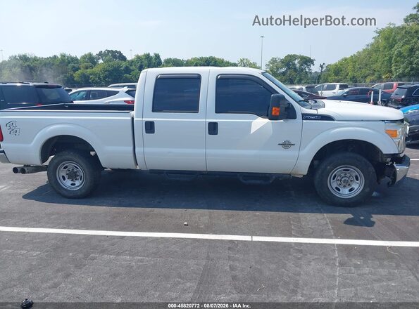 1FT7W2BT7GEC68413 2016 FORD F-250 White Widok wnętrza z tyłu