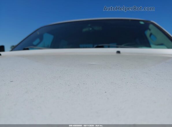 1FT7W2BT7GEC88094 2016 FORD F-250 White Widok z przodu