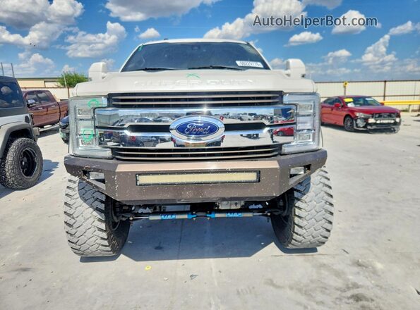 1FT7W2BT7HEB58088 2017 FORD F250 White Widok z przodu