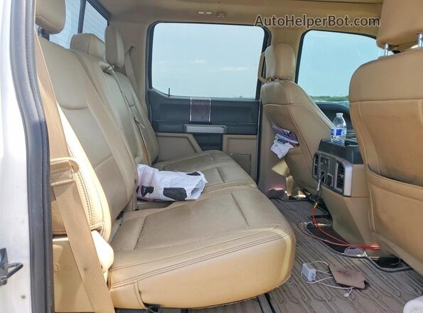 1FT7W2BT8KEC02218 2019 FORD F250 White Widok tylnych siedzeń