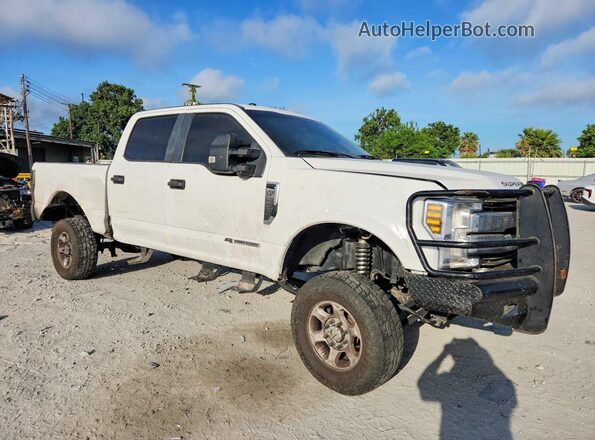 1FT7W2BT8KEC03031 2019 FORD F250 White Delantero derecho