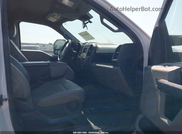 1FT7W2BT8NEF05780 2022 FORD F-250 White Вид салону спереду
