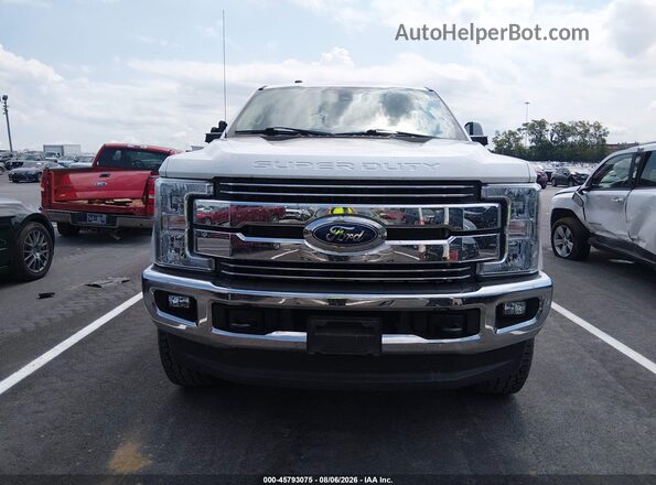 1FT7W2BT9HEB38859 2017 FORD F-250 White Դիմացի տեսք