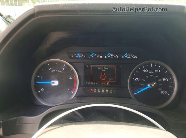 1FT7W2BT9HEF19451 2017 FORD F250 White ხელსაწყოთა პანელის ხედი