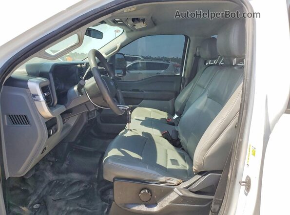 1FT7W2BT9REC18955 2024 FORD F250 White Front interior view