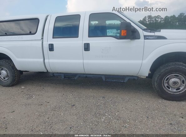 1FT7W2BTXGEA04571 2016 FORD F-250 White Rear interior view