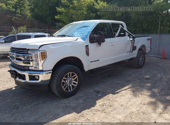 1FT7W2BTXKEF58606 2019 FORD F-250 White წინა მარცხენა ხედი სამი მეოთხედიდან