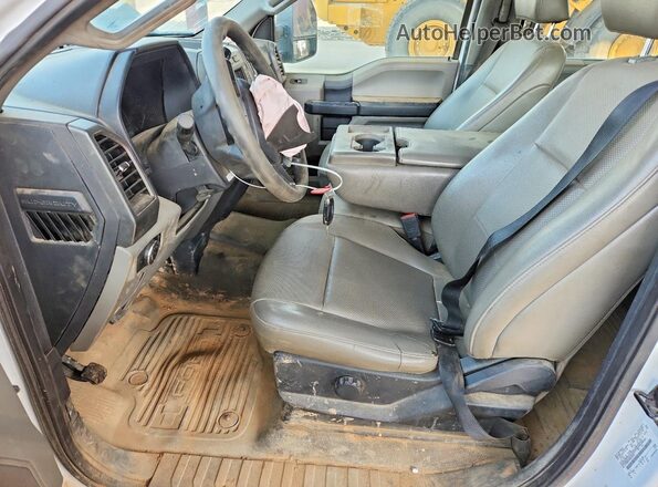 1FT7W2BTXNEE20357 2022 FORD F250 White Vista interior delantera