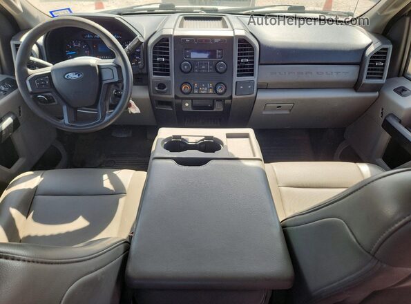1FT7X2A67KED15117 2019 FORD F250 White Dashboard view