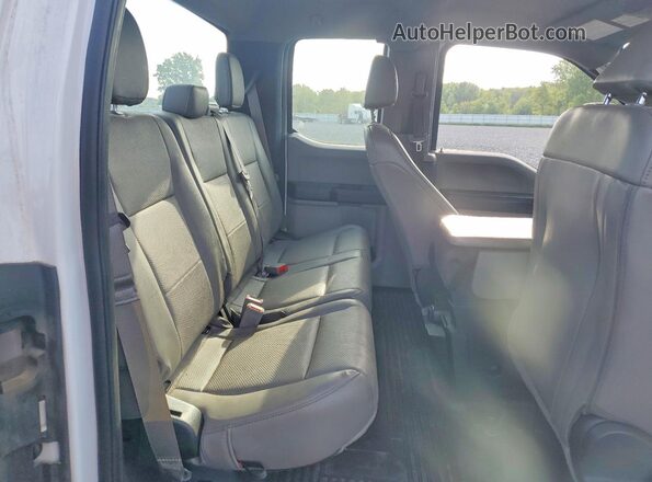 1FT7X2A67KEF83732 2019 FORD F250 Белый Вид подкапотного пространства