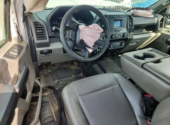 1FT7X2A68NEF34799 2022 FORD F250 White Առջևի վահանակի տեսք