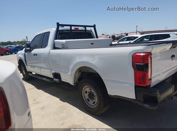 1FT7X2AA8TEC77306 2026 FORD F-250 White Vista interior de 360 grados