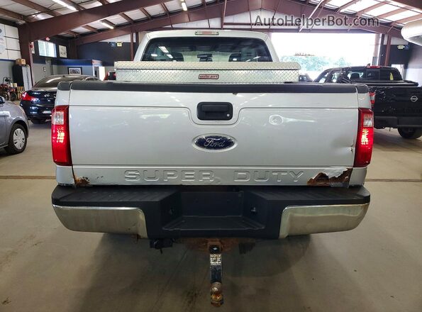 1FT7X2B60GED07995 2016 FORD F250 Silver Հետևի տեսք