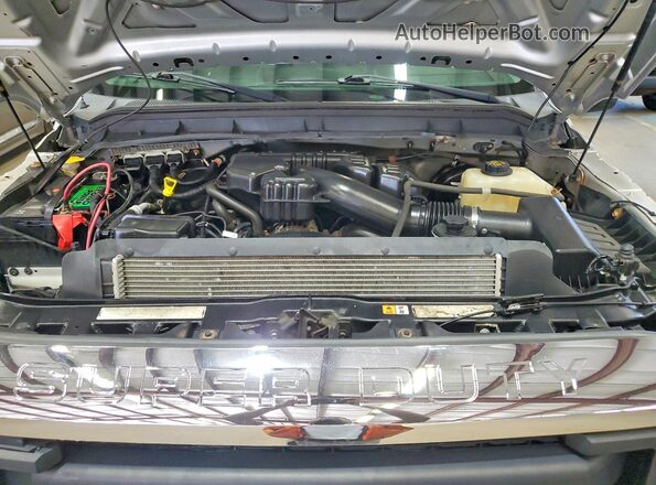 1FT7X2B60GED07995 2016 FORD F250 Silver Սալոնի հետևի տեսք