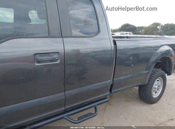 1FT7X2B61JEC81785 2018 FORD F-250 Gray Front view