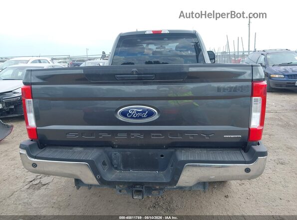 1FT7X2B61JEC81785 2018 FORD F-250 Gray 
