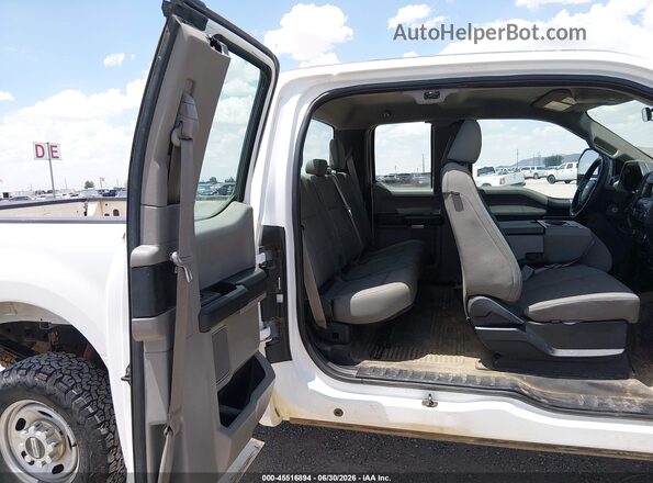 1FT7X2B62HED28462 2017 FORD F-250 White Vista de la etiqueta del VIN