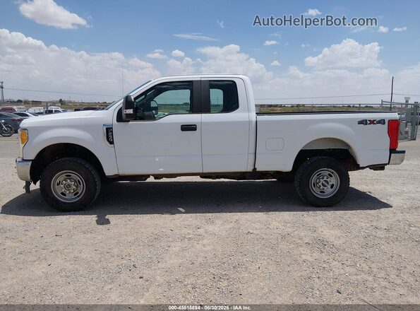 1FT7X2B62HED28462 2017 FORD F-250 White Vista interior de 360 grados
