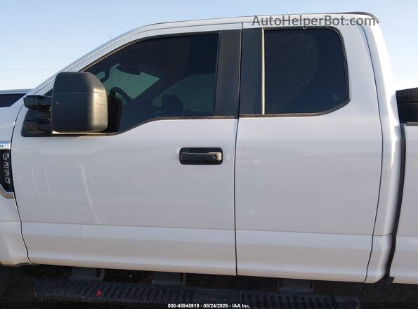 1FT7X2B62MED21294 2021 FORD F250 White სალონის 360-გრადუსიანი ხედი