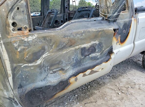 1FT7X2B63GEC11472 2016 FORD F250 White Widok wnętrza z przodu