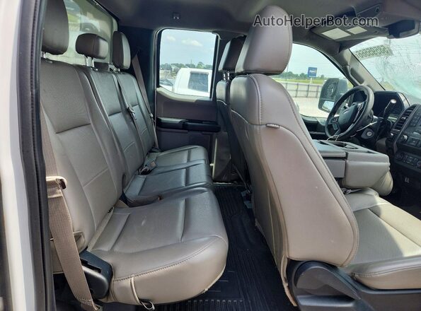 1FT7X2B63KEF55649 2019 FORD F250 White Widok tylnych siedzeń