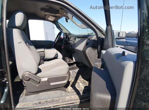 1FT7X2B64GEC75925 2016 FORD F-250 Green Вид салону спереду