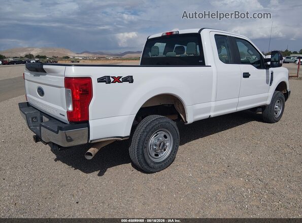 1FT7X2B64JEC69954 2018 FORD F-250 White Rear right