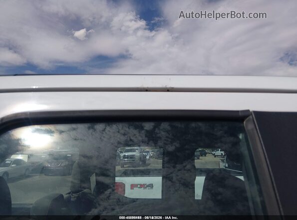 1FT7X2B64JEC69954 2018 FORD F-250 White Front view