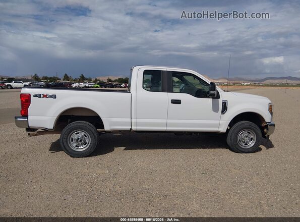 1FT7X2B64JEC69954 2018 FORD F-250 White Rear interior view