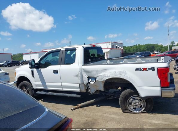 1FT7X2B65HEB16171 2017 FORD F-250 White სალონის 360-გრადუსიანი ხედი