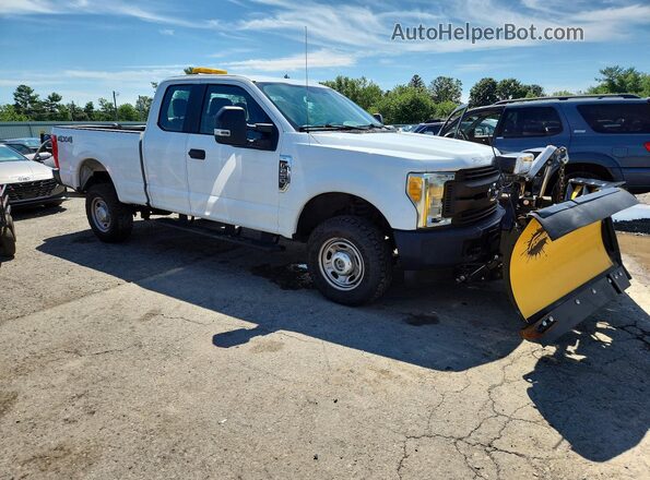 1FT7X2B65HEB23444 2017 FORD F250 Белый Передняя правая четверть