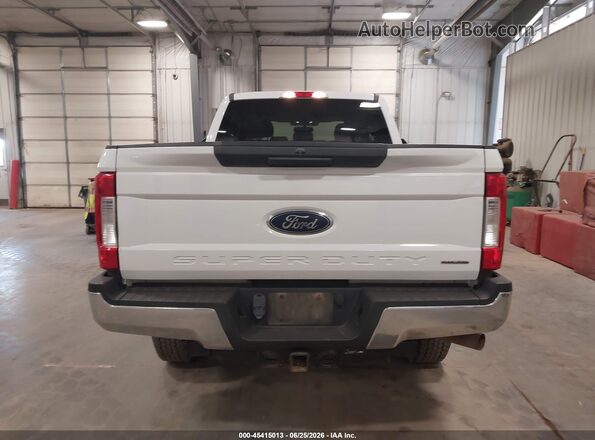 1FT7X2B65JEB74819 2018 FORD F-250 White 