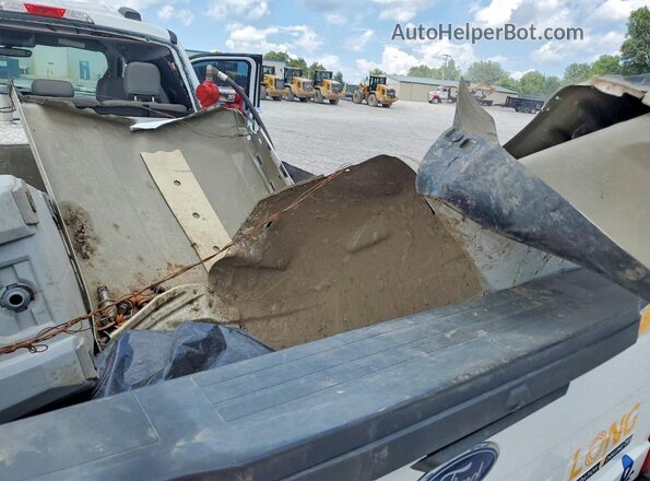 1FT7X2B65NEC82878 2022 FORD F250 White Vista del compartimento del motor