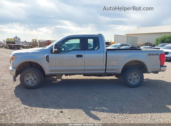 1FT7X2B66LEC13727 2020 FORD F-250 Silver Սալոնի 360 աստիճան տեսք