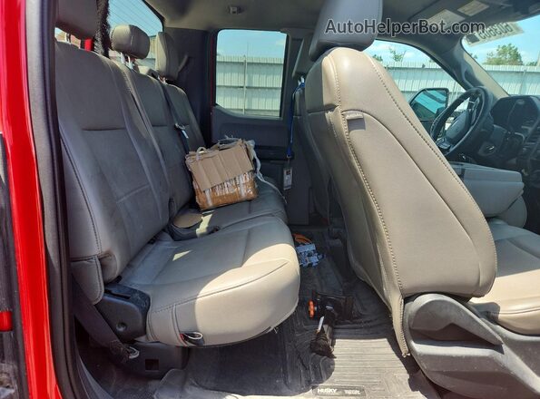 1FT7X2B66LEC74236 2020 FORD F250 Red Rear seats view